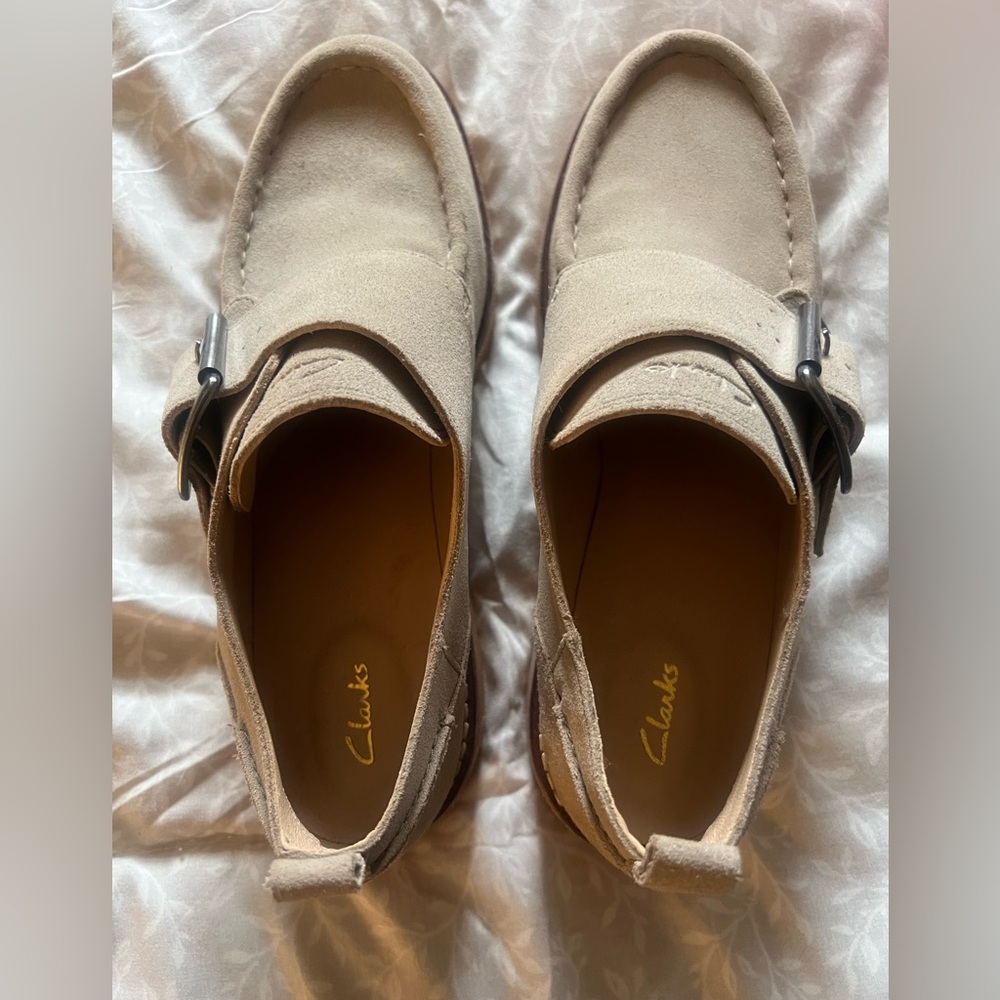 Clarks comfortable shoe/bootie style. I guess